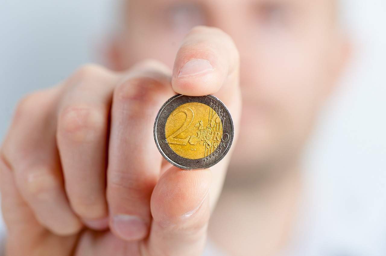 Ceplerinizi kontrol edin: bu madeni para 50.000 lira değerinde!