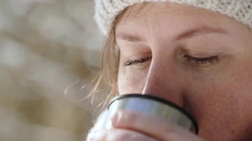 Bu Sıvı Kansere Neden Oluyor ve Biz Bunu Her Gün İçiyoruz