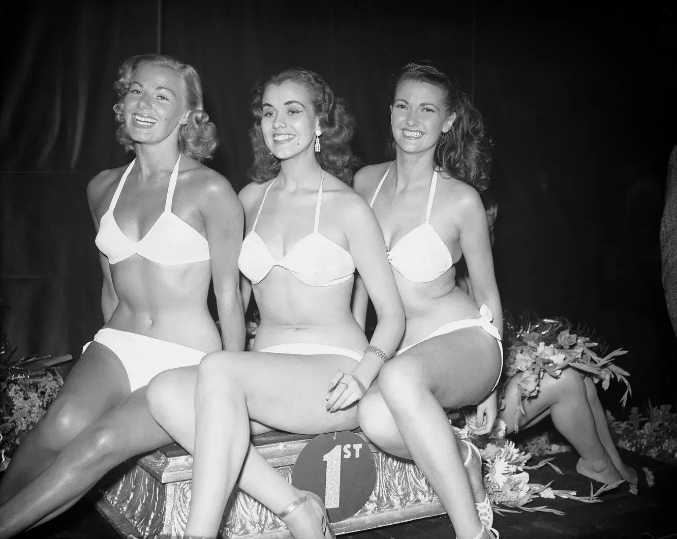 These photos were hidden for a long time: what did fame do to the planet’s first beauty?