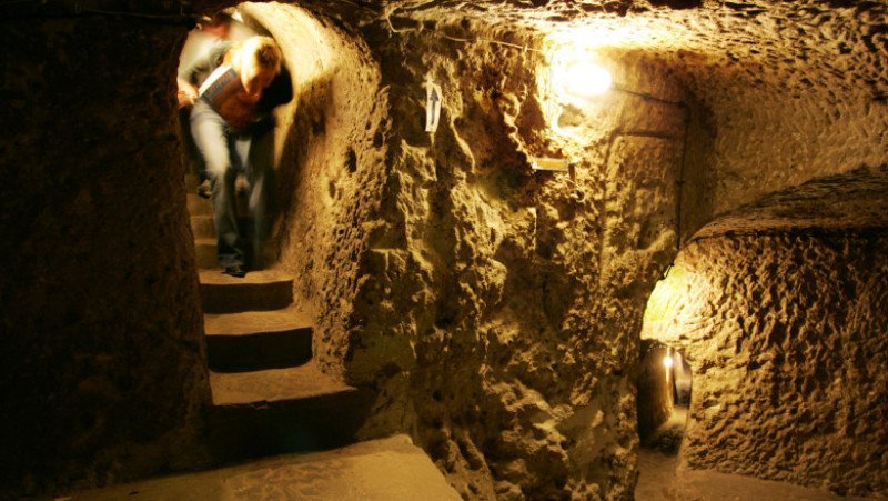 Au găsit un oraș străvechi sub junglă – dar ceea ce au găsit dedesubt i-a făcut pe arheologi să alerge
