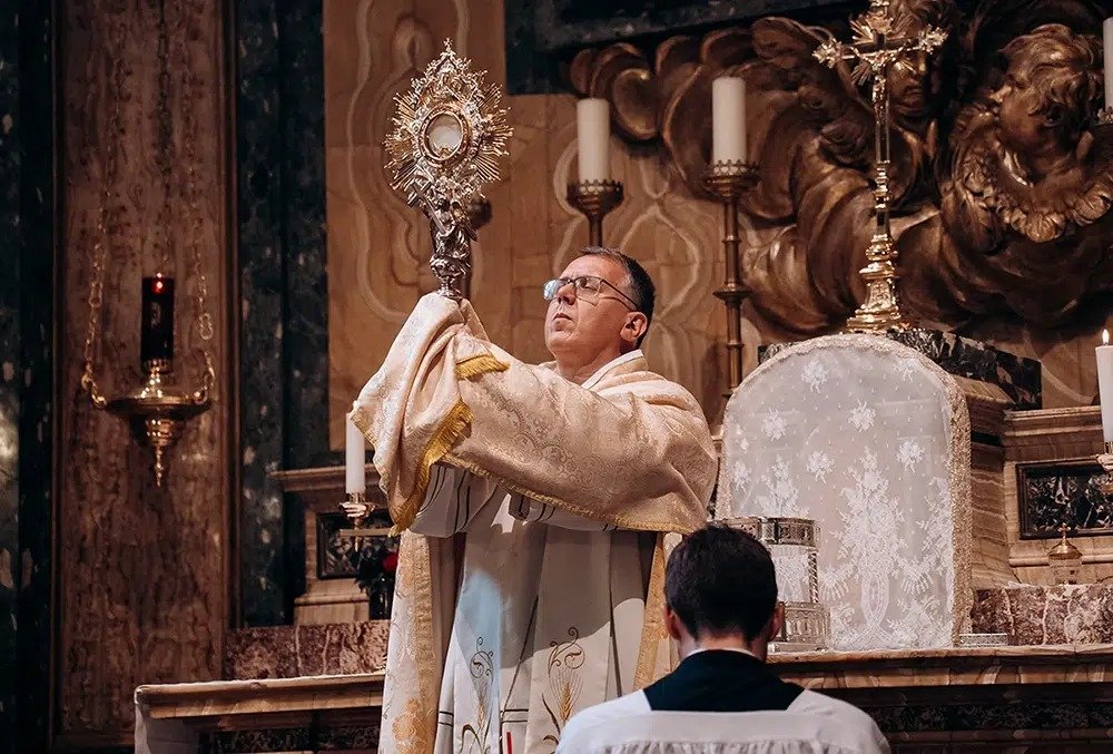 A priest moved a statue—and uncovered a secret hidden for 350 years