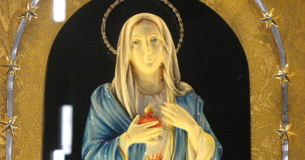 Mother Mary Statue Cries Rusty Tears, X-Ray Reveals What’s Hidden Inside